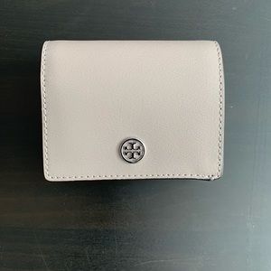 NEW Tory Burch leather wallet